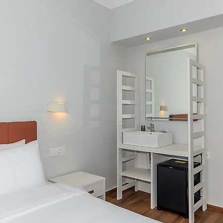 מלון Zante Blue Beach